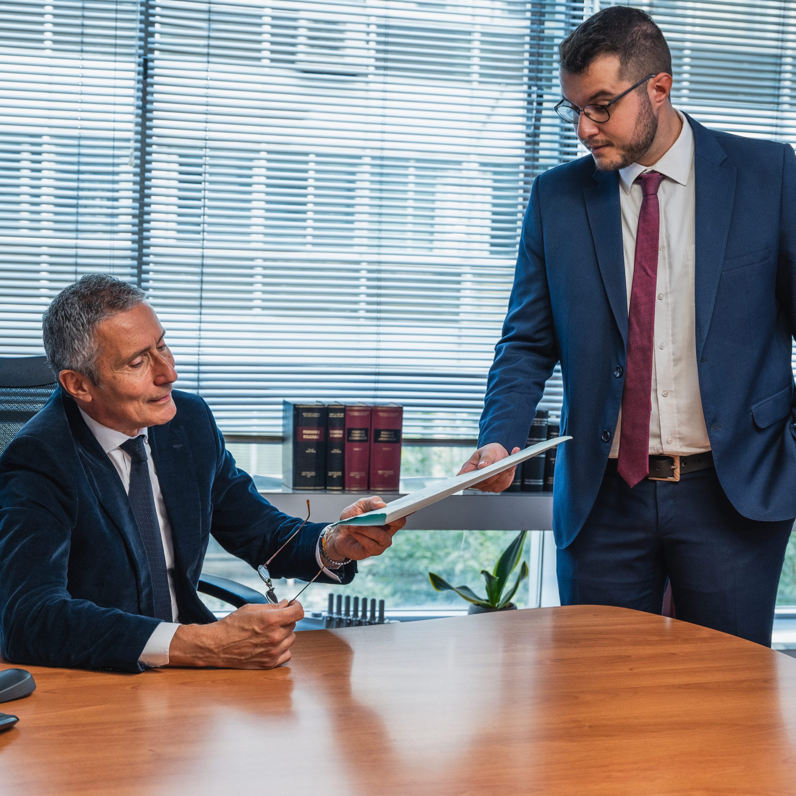 Σερέφας Καβαζίδης Law (21)